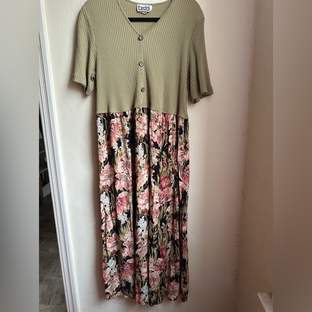 Vintage TEDDI dress green and floral